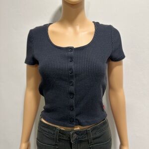 Levi’s short sleeve T-shirt